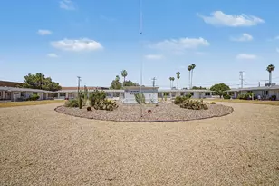10606 W Oakmont Dr, Sun City, AZ 85351 - Photo 21