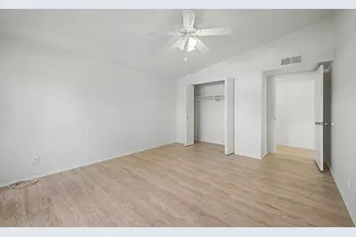 10606 W Oakmont Drive, Sun City, AZ 85351 - Photo 15