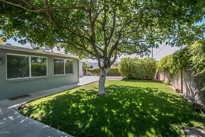 2514 E Campbell Avenue, Phoenix, AZ 85016 - Photo 11