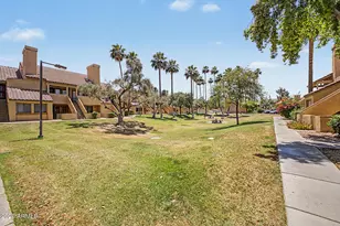 4901 S Calle Los Cerros Dr, Tempe, AZ 85282 - Photo 25