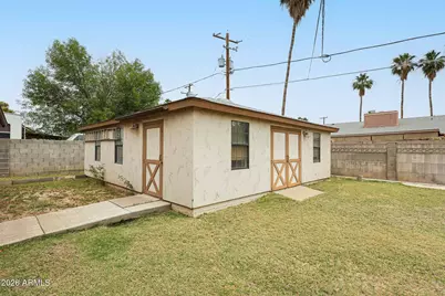 8231 N 58th Avenue, Glendale, AZ 85302 - Photo 7