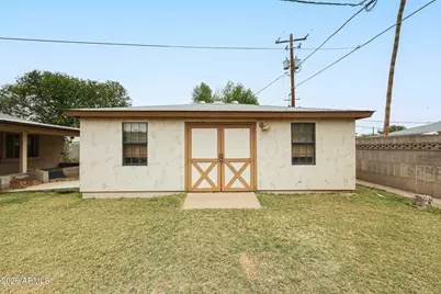 8231 N 58th Avenue, Glendale, AZ 85302 - Photo 41