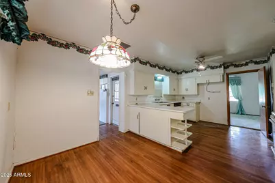 8231 N 58th Avenue, Glendale, AZ 85302 - Photo 15