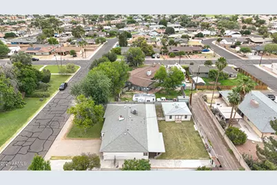8231 N 58th Avenue, Glendale, AZ 85302 - Photo 35