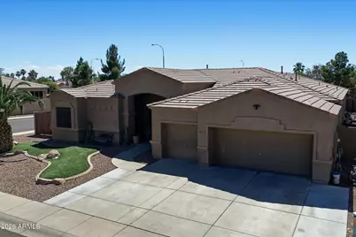 6690 S Eucalyptus Place, Chandler, AZ 85249 - Photo 3