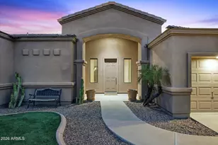 6690 S Eucalyptus Pl, Chandler, AZ 85249 - Photo 9