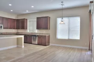 2413 E Park View Ln, Phoenix, AZ 85024 - Photo 7