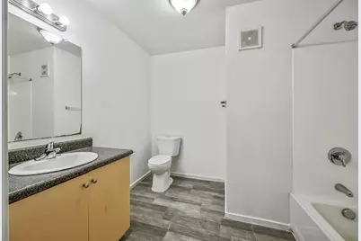 3065 N 67th Avenue #Apt 132, Phoenix, AZ 85033 - Photo 15