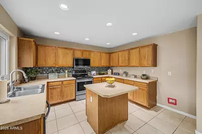 1921 W Vineyard Plains Drive, San Tan Valley, AZ 85144 - Photo 11