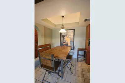 7557 N Dreamy Draw Drive #Unit 240, Phoenix, AZ 85020 - Photo 3