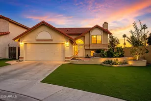 1255 W Sea Shell Dr, Gilbert, AZ 85233 - Photo 1