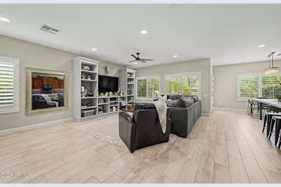 21117 N 37th Run, Phoenix, AZ 85050 - Photo 5
