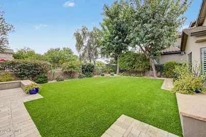 21117 N 37th Run, Phoenix, AZ 85050 - Photo 41