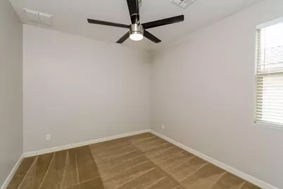 23118 N 178th Lane, Surprise, AZ 85387 - Photo 11