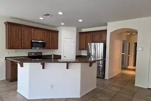1828 E Beverly Rd, Phoenix, AZ 85042 - Photo 13