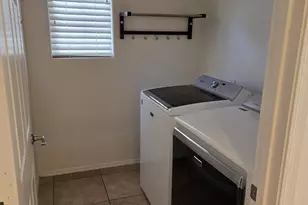 1828 E Beverly Rd, Phoenix, AZ 85042 - Photo 19