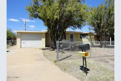 109 E Yuma Street, Huachuca City, AZ 85616 - Photo 1