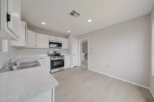 6910 N 78th Ave, Glendale, AZ 85303 - Photo 13