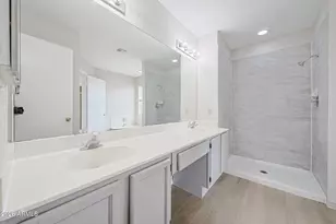 6910 N 78th Ave, Glendale, AZ 85303 - Photo 17