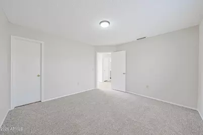 6910 N 78th Avenue, Glendale, AZ 85303 - Photo 27