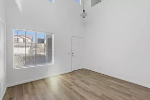 27513 N 63rd Dr, Phoenix, AZ 85083 - Photo 5