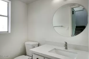 8502 N Central Ave, Phoenix, AZ 85020 - Photo 11