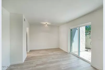 8502 N Central Avenue #8, Phoenix, AZ 85020 - Photo 7