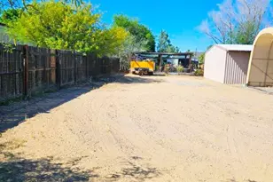 64678 Harcuvar Dr, Salome, AZ 85348 - Photo 17