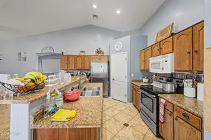 25652 W Rio Vista Ln, Buckeye, AZ 85326 - Photo 13