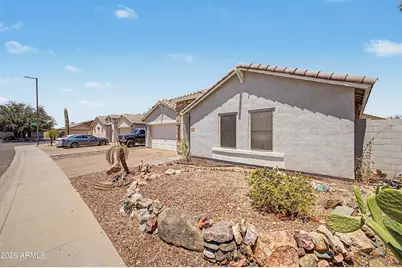 25652 W Rio Vista Lane, Buckeye, AZ 85326 - Photo 3