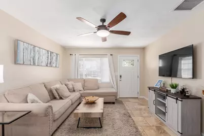 7754 E Catalina Drive, Scottsdale, AZ 85251 - Photo 3