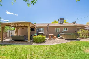 7754 E Catalina Dr, Scottsdale, AZ 85251 - Photo 23