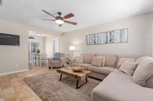 7754 E Catalina Dr, Scottsdale, AZ 85251 - Photo 9