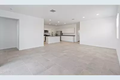 46608 W Skyline Drive, Maricopa, AZ 85139 - Photo 5