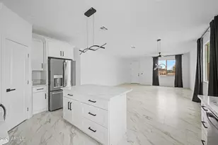 9051 W Magnum Dr, Arizona City, AZ 85123 - Photo 3