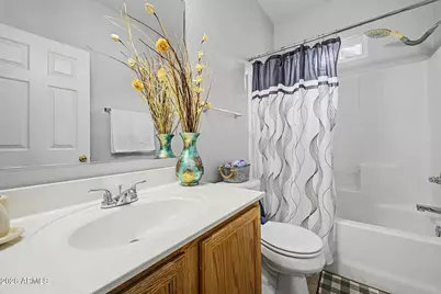 6434 S 10th Drive, Phoenix, AZ 85041 - Photo 21