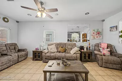 6434 S 10th Drive, Phoenix, AZ 85041 - Photo 7