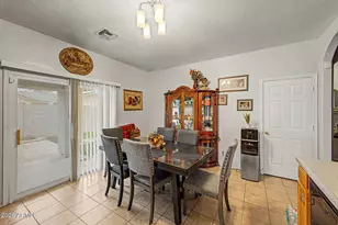 6434 S 10th Dr, Phoenix, AZ 85041 - Photo 13