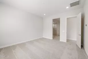 25690 N 167th Ln, Surprise, AZ 85387 - Photo 23