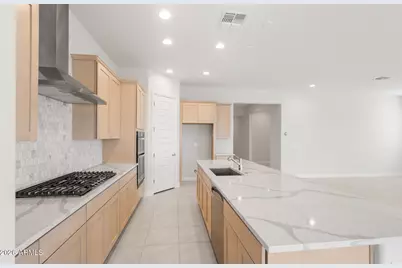 25690 N 167th Lane, Surprise, AZ 85387 - Photo 17