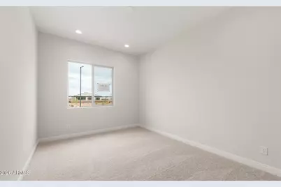 25690 N 167th Lane, Surprise, AZ 85387 - Photo 5