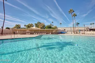 10840 W Caron Dr, Sun City, AZ 85351 - Photo 45