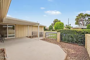 10840 W Caron Dr, Sun City, AZ 85351 - Photo 5