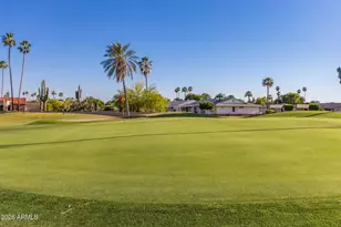 10840 W Caron Dr, Sun City, AZ 85351 - Photo 35