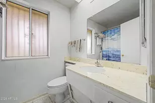 10840 W Caron Dr, Sun City, AZ 85351 - Photo 21