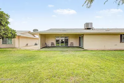 10840 W Caron Drive, Sun City, AZ 85351 - Photo 31