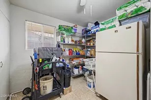 10840 W Caron Dr, Sun City, AZ 85351 - Photo 27