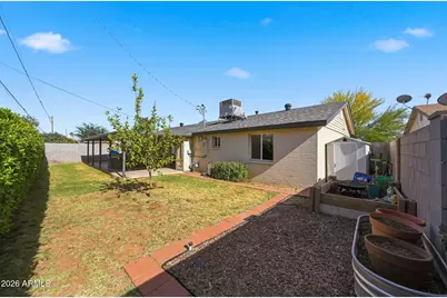 10840 W Caron Drive, Sun City, AZ 85351 - Photo 33