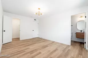 2002 N 54th Ln, Phoenix, AZ 85035 - Photo 19