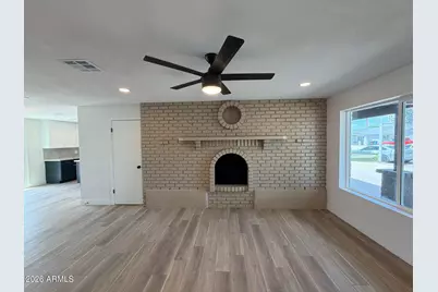 2002 N 54th Lane, Phoenix, AZ 85035 - Photo 17